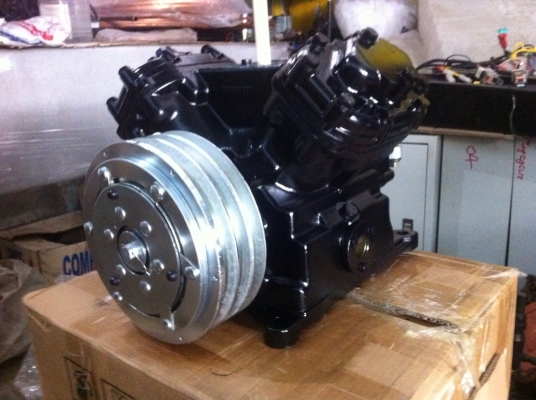 ขายคอมเพรสเซอร์CK58H R-134a  24v
