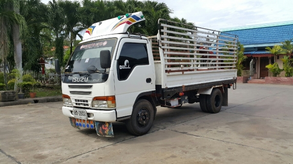 รถบรรทุก 6 ล้อ ISUZU รุ่น NKR58LU5  110 แรงม้า  ปีจดทะเบียน 2533