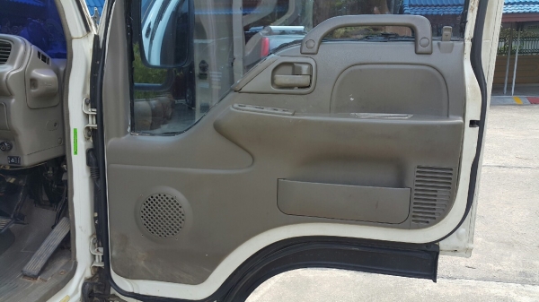 รถบรรทุก 6 ล้อ ISUZU รุ่น NKR58LU5  110 แรงม้า  ปีจดทะเบียน 2533