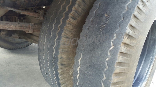 รถบรรทุก 6 ล้อ ISUZU รุ่น NKR58LU5  110 แรงม้า  ปีจดทะเบียน 2533