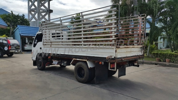 รถบรรทุก 6 ล้อ ISUZU รุ่น NKR58LU5  110 แรงม้า  ปีจดทะเบียน 2533