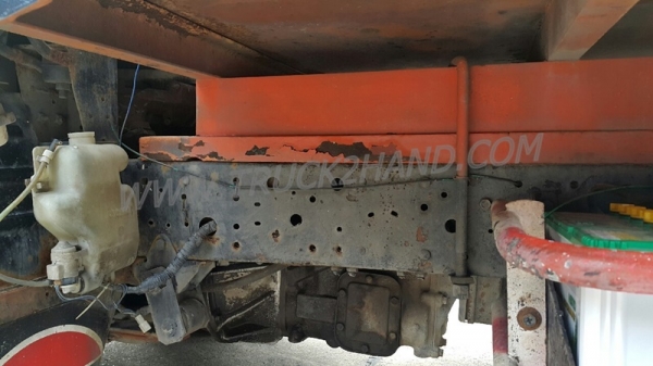 รถบรรทุก 6 ล้อ ISUZU รุ่น NKR58LU5  110 แรงม้า  ปีจดทะเบียน 2533