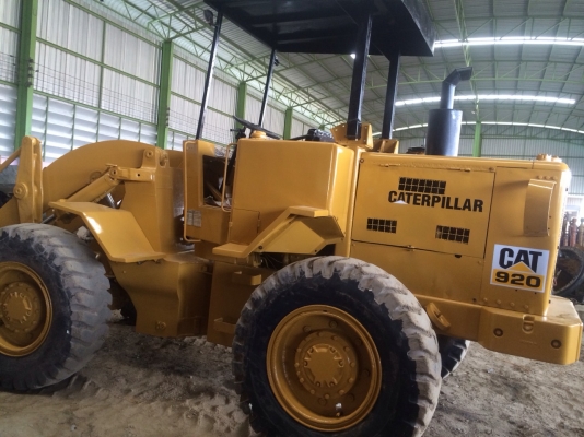 ขายรถตักCAT920ราคาถูกรถสภาพดีลองได้ที่เจ๊อ้อย0818021463