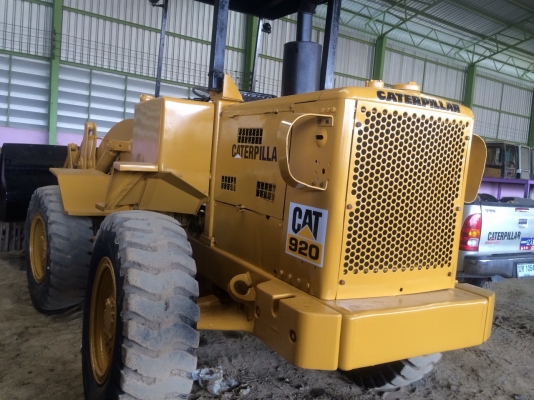 ขายรถตักCAT920ราคาถูกรถสภาพดีลองได้ที่เจ๊อ้อย0818021463