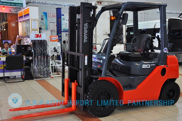 ขายรถโฟล์คลิฟท์มือสอง TOYOTA รุ่น 8FG20-10373 ราคา xxx,xxx บาท นำเข้าจากประเทศญี่ปุ่น 100\% ไม่เคยใช้งานในไทย