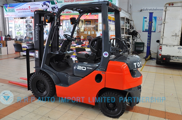 ขายรถโฟล์คลิฟท์มือสอง TOYOTA รุ่น 8FG20-10373 ราคา xxx,xxx บาท นำเข้าจากประเทศญี่ปุ่น 100\% ไม่เคยใช้งานในไทย