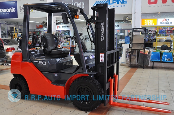 ขายรถโฟล์คลิฟท์มือสอง TOYOTA รุ่น 8FG20-10373 ราคา xxx,xxx บาท นำเข้าจากประเทศญี่ปุ่น 100\% ไม่เคยใช้งานในไทย