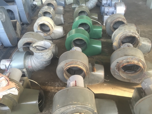 ขายพัดลมโบล์โว่ ดูดอากาศ ครึ่งแรง มิตซู ไฟ220 สภาพดีใช้งานได้ทุกตัวครับ