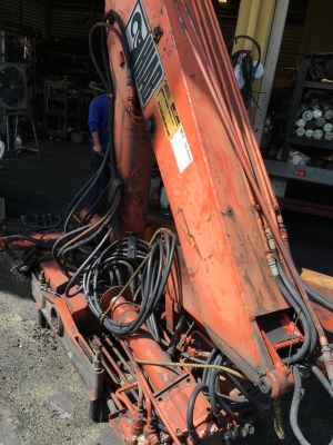 ขาย HIAB 3 ตัน พร้อมตัวคีบ จากญี่ปุ่น