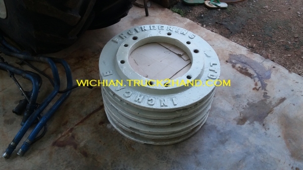 ขายแล้วพร้อมใส่รถไถ6610 ZF เวทถ่วงล้อหลังรถไถฟอร์ด  ยกชุด6แผ่น เวทติดรถอย่างหนาสวยมาก ราคา12,000บาท.