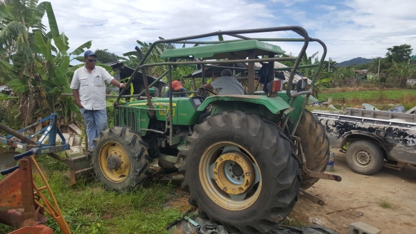 JOHN DEERE 5310K 2 เพลาเดิมๆพร้อมใช้รถทำงานปกติพร้อมอินวอย JOHN DEERE 5310K 2 เพลาเดิมๆพร้อมใช้รถทำงานปกติพร้อมอินวอย