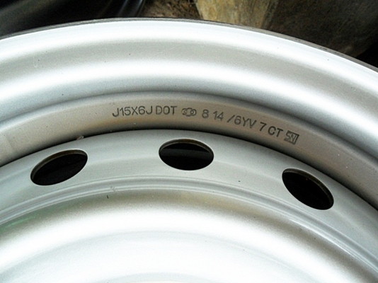 ล้อกระทะ กระบะขอบ15 - 6รู139.7สภาพใหม่กริ๊บ(4วง2,400บ.) มี 2ชุด นะ ล้อกระทะ กระบะขอบ15 - 6รู139.7สภาพใหม่กริ๊บ(4วง2,400บ.) มี 2ชุด นะ