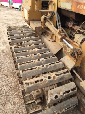 ขายแทร็คเตอ KOMATSUD20P สภาพดีมากๆ พร้อมใช้