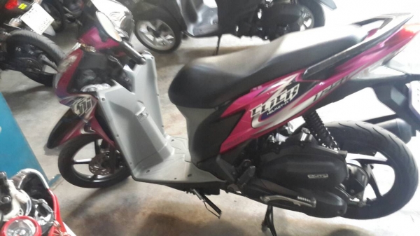 ขาย HONDA Click 125 i ปี 55 ล้อแม็ก คอมบายเบรค สภาพสวย,เครื่องดี,เล่มพร้อมโอน ขาย HONDA Click 125 i ปี 55 ล้อแม็ก คอมบายเบรค สภาพสวย,เครื่องดี,เล่มพร้อมโอน