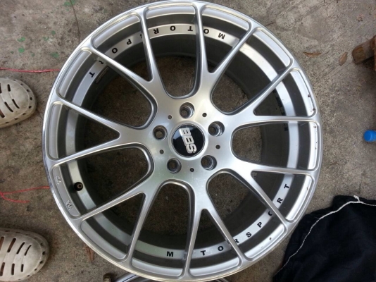 ขายล้อแมกซ์  BMW  E46  ขอบ 19  BBS รุ่น LH  5 รู 120 สภาพสวย