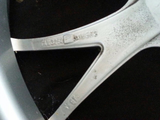 ขายล้อแมกซ์  BMW  E46  ขอบ 19  BBS รุ่น LH  5 รู 120 สภาพสวย