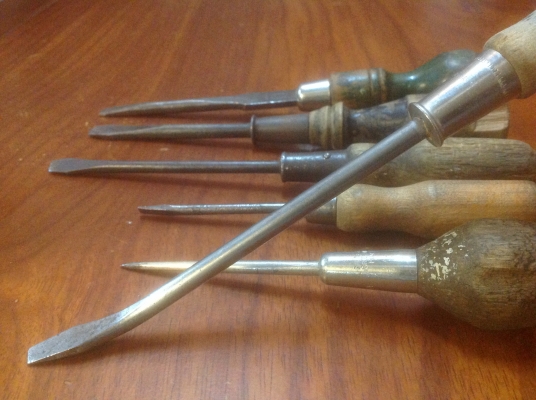 ขายไขควงด้ามไม้โบราณ U.S.A. ชุด 6 ตัว