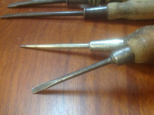 ขายไขควงด้ามไม้โบราณ U.S.A. ชุด 6 ตัว