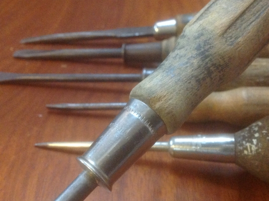 ขายไขควงด้ามไม้โบราณ U.S.A. ชุด 6 ตัว