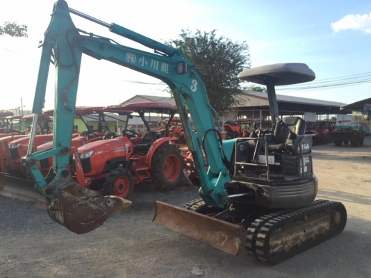 KOBELCO SK30SR  ปั๊มนิ้ว  เก่าญี่ปุ่น ไม่เคยใช้งานในไทย