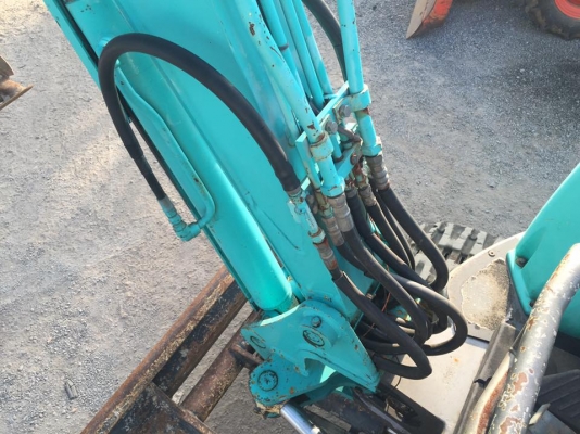 KOBELCO SK30SR  ปั๊มนิ้ว  เก่าญี่ปุ่น ไม่เคยใช้งานในไทย