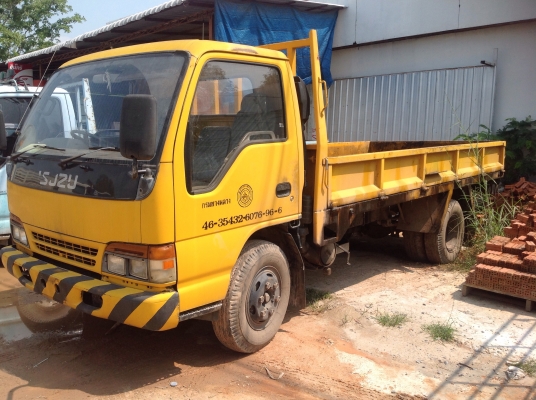 ขายสด -ผ่อน  ดาวน์ 95000  บาท NPR  120 HP