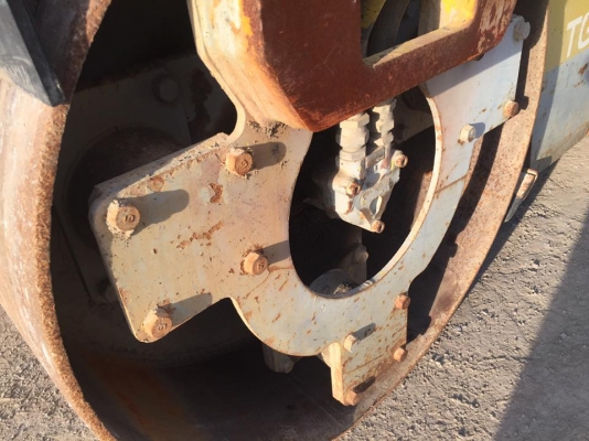 รถบดถนน ขนาด 2.5 ตัน SAKAI เก่าญี่ปุ่น รถบดถนน ขนาด 2.5 ตัน SAKAI เก่าญี่ปุ่น