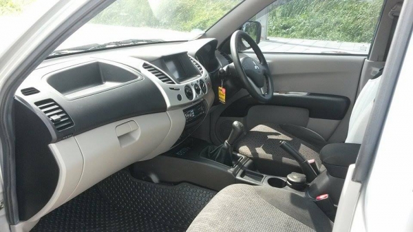 ขาย Triton Plus 2.5 4 ประตู ปี10 รถมือเดียวออกห้าง เจ้าของขายเองครับ ขาย Triton Plus 2.5 4 ประตู ปี10 รถมือเดียวออกห้าง เจ้าของขายเองครับ