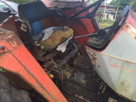 รถไถ KUBOTA M8950DTF-51457 ,มีผานดันหน้า ขายตามสภาพ.จอดไว้เกือบปี..