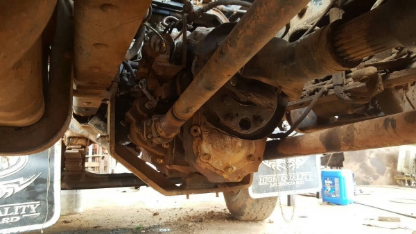 ขาย 10 ล้อดั้ม ไอ้หลง FN527M-A เครื่อง 6D16 195 แรงม้า คัสซีสวยตลอดเส้น เกียร์ 10 สปีด ยางเต็ม เปลี่ยนซีลกระบอกดั้มให้ใหม่ด้วยครับ ขาย 10 ล้อดั้ม ไอ้หลง FN527M-A เครื่อง 6D16 195 แรงม้า คัสซีสวยตลอดเส้น เกียร์ 10 สปีด ยางเต็ม เปลี่ยนซีลกระบอกดั้มให้ใหม่ด้วยครับ