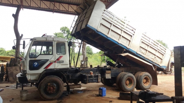 ขาย 10 ล้อดั้ม ไอ้หลง FN527M-A เครื่อง 6D16 195 แรงม้า คัสซีสวยตลอดเส้น เกียร์ 10 สปีด ยางเต็ม เปลี่ยนซีลกระบอกดั้มให้ใหม่ด้วยครับ ขาย 10 ล้อดั้ม ไอ้หลง FN527M-A เครื่อง 6D16 195 แรงม้า คัสซีสวยตลอดเส้น เกียร์ 10 สปีด ยางเต็ม เปลี่ยนซีลกระบอกดั้มให้ใหม่ด้วยครับ