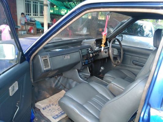 ขายมาสด้าแคป B.2500 เครื่องอีซูซุมังกรฝาดำ เครื่องดีคัดซีสวย สีสวย ราคา 69000 บาท