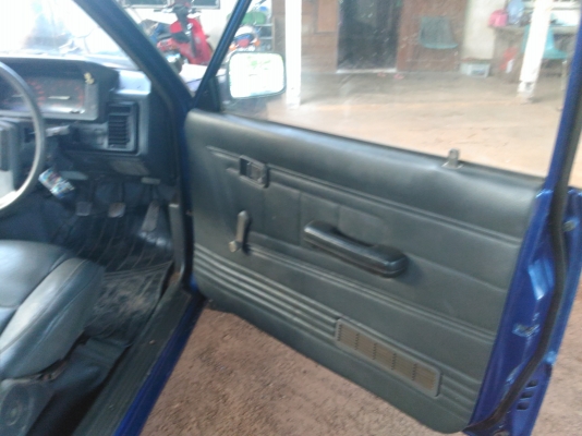 ขายมาสด้าแคป B.2500 เครื่องอีซูซุมังกรฝาดำ เครื่องดีคัดซีสวย สีสวย ราคา 69000 บาท