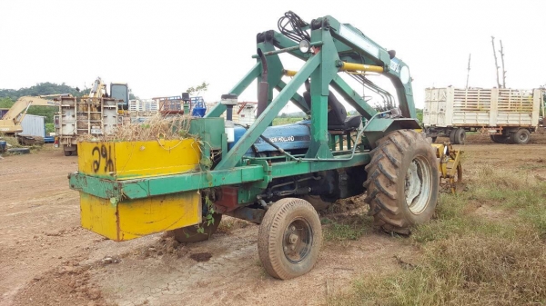 ขายรถไถ FORD 6600 T3 ติดคีบหลัง เอกสารสัญญาซื้อขาย รถพร้อมใช้ ราคาคุยกันได้ครับ ขายรถไถ FORD 6600 T3 ติดคีบหลัง เอกสารสัญญาซื้อขาย รถพร้อมใช้ ราคาคุยกันได้ครับ