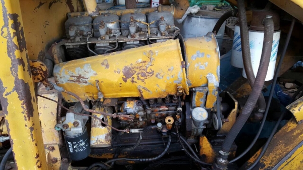 ขายรถคีบ 3 ล้อ เครื่องดอยซ์ 4 สูบ สภาพต้องเช็คระบบไฮดรอริคครับ ขายรถคีบ 3 ล้อ เครื่องดอยซ์ 4 สูบ สภาพต้องเช็คระบบไฮดรอริคครับ