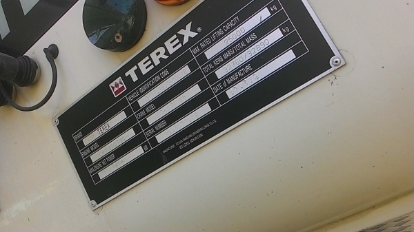 รถเครน TERREX 25 T รถใหม่ ใช้น้อย ราคา 5,500,000 บาท.