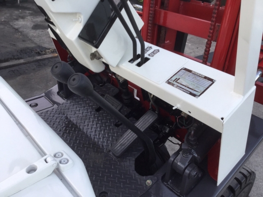 รถฟอล์คลิฟท์ นิสสัน 1.4. ตัน เบนซิน เสา 4เมตร สวยๆพร้อมใช้ครับ