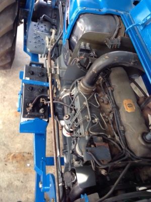 รถไถฟอด6610s 90แรง ใส่2เพลาใด้ เครื่องดีไม่มีไอ ไฮดีไม่มีตก สนใจมาดูรถใด้ทุกวัน เดินทางสดวกอยู่ติดถนนใหญ่เส้นทางสายกาญจนบุรี เจ้าของขายเอง