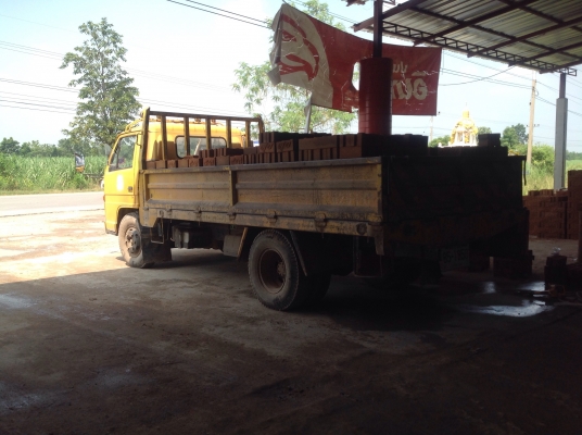 ขายสด -  ผ่อน หกล้อ NPR  115 HP  รถหลวง พร้อมโอน