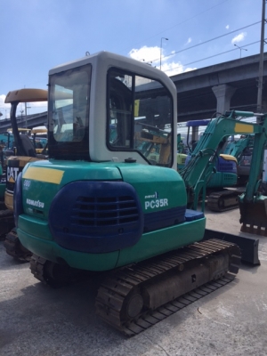 ขายรถขุดแบบมีหัวเก๋ง KOMATSU PC35R-8