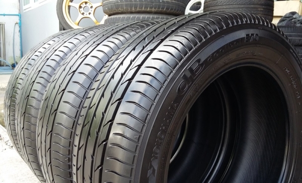 ยาง,205-55-16 YOKOHAMA db ปลายปี14ดอกเต็ม ชุดละ 4,500