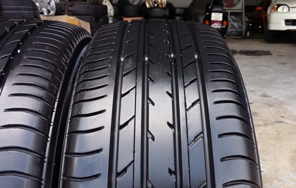 ยาง,205-55-16 YOKOHAMA db ปลายปี14ดอกเต็ม ชุดละ 4,500