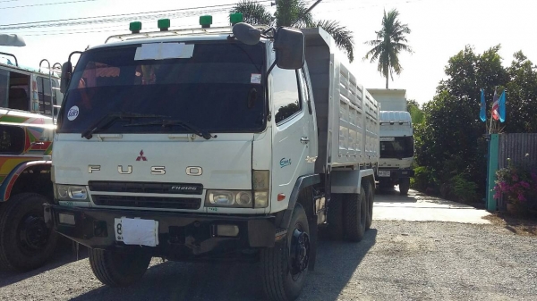 ขายสิบล้อดั้ม 2 เพลา M6 ปี51 เครื่อง 260 เทอโบ อินเตอร์ สวยๆ เดิมๆครับ สนใจ 081 7368589