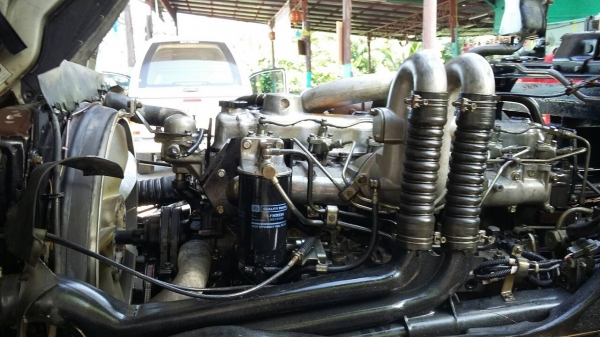 ขายสิบล้อดั้ม 2 เพลา M6 ปี51 เครื่อง 260 เทอโบ อินเตอร์ สวยๆ เดิมๆครับ สนใจ 081 7368589