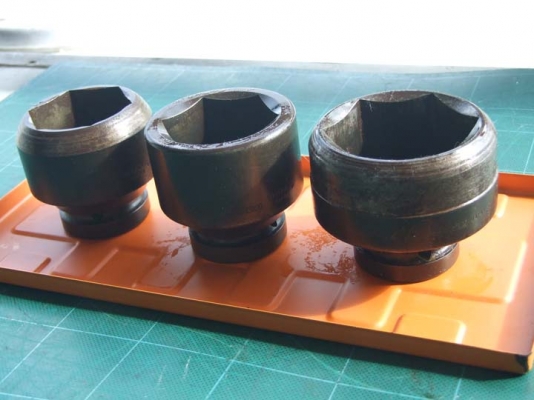 ลูกบล็อกลม ขนาด 1" KOKEN และ FPC เบอร์ใหญ่ครับ จำนวน 14ลูก