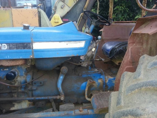 ขายครับขาย Komatsu Pc 200-3 คอนโทนสั้น