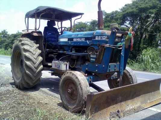 ขายครับขาย Komatsu Pc 200-3 คอนโทนสั้น