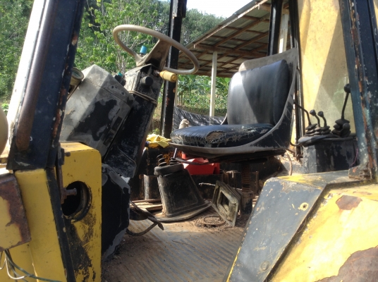 ขายด่วนJCB  3CX เพลาเดียว