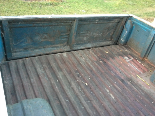 ขายช้างเหยียบ620คัสซีบอดี้สวยๆไม่มีบุบ ช่วงล่างดีเบรคหนึบๆ ลอนกระบะสวยๆหนาหตึบไม่เคยบรรทุกเลย ไม่มียุบ ระบบไฟติดหมด มีเล่ม ขายถูก33000 เข้าไร่เข้าสวนหรือไปปั้นต่อคร้าบ สนใจ0827915677 ID LINE : tst3941ดูรถที่ ลำปลายมาศ บุรีรัมย์