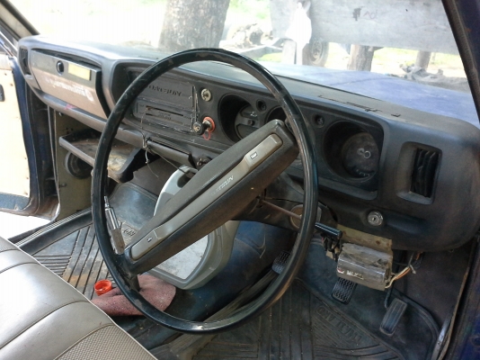 ขายช้างเหยียบ620คัสซีบอดี้สวยๆไม่มีบุบ ช่วงล่างดีเบรคหนึบๆ ลอนกระบะสวยๆหนาหตึบไม่เคยบรรทุกเลย ไม่มียุบ ระบบไฟติดหมด มีเล่ม ขายถูก33000 เข้าไร่เข้าสวนหรือไปปั้นต่อคร้าบ สนใจ0827915677 ID LINE : tst3941ดูรถที่ ลำปลายมาศ บุรีรัมย์